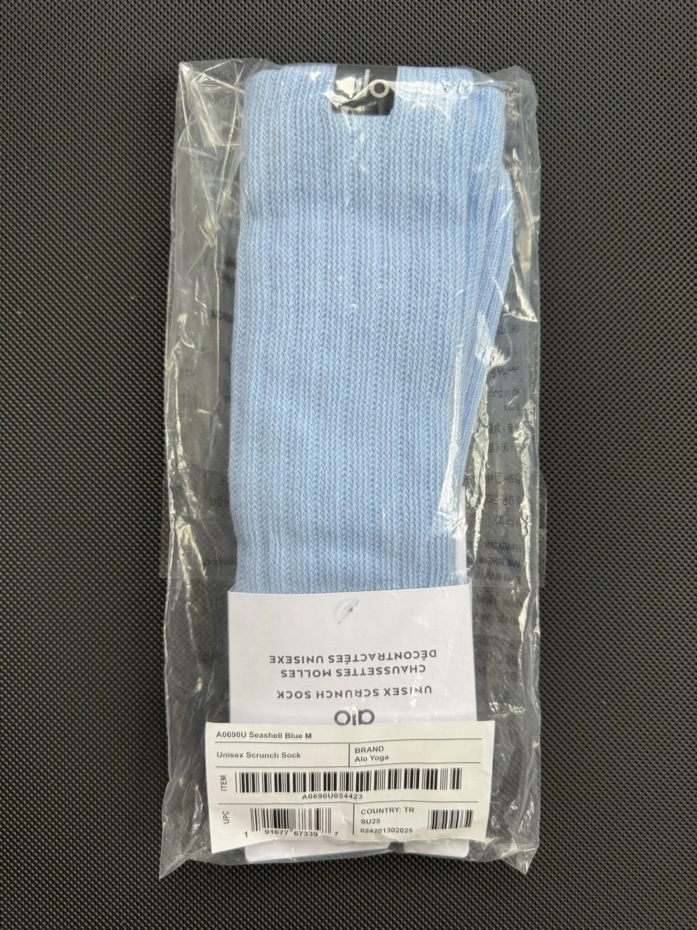 ALO Yoga Unisex Scrunch Sock Seashell Blue NEW NWT Light Blue Medium
